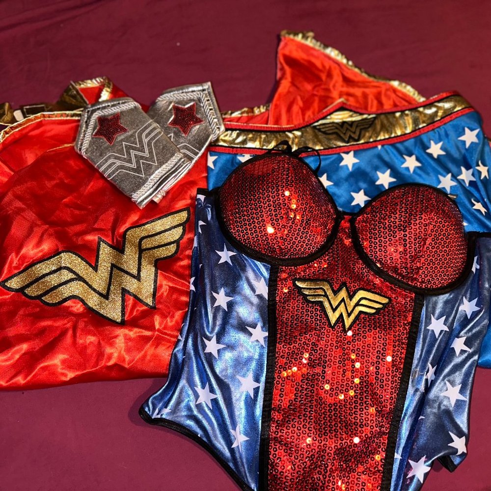 Wonder Woman's Adult Costume